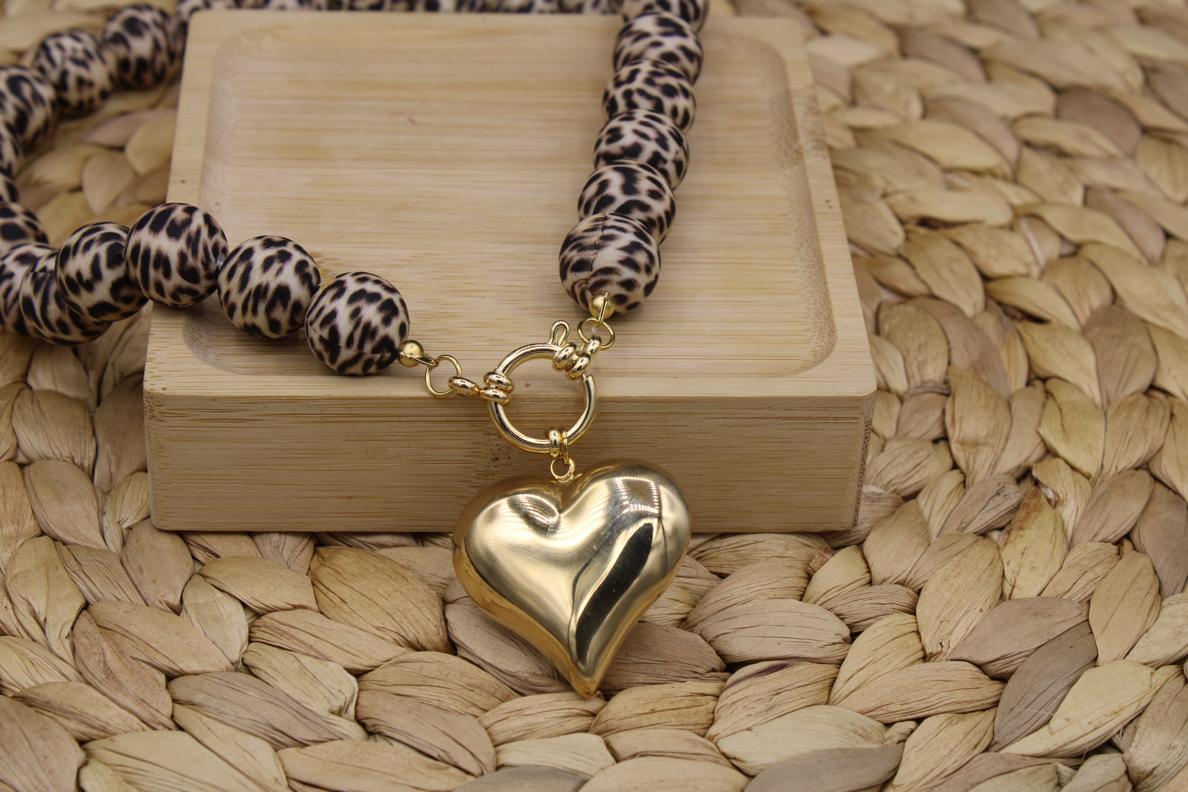 Luipaard kralenketting met hart